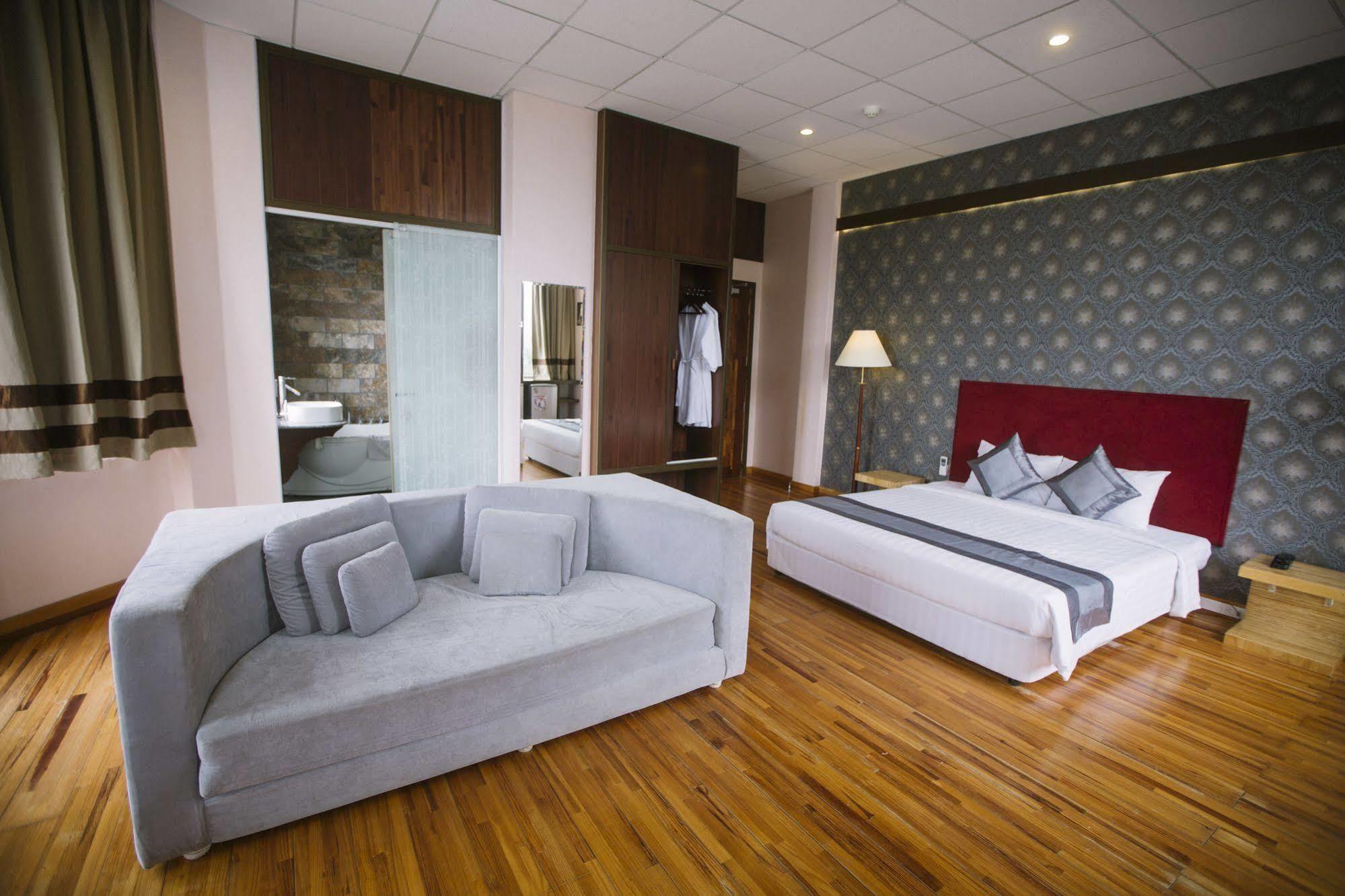 New Wave Vung Tau Hotel Экстерьер фото